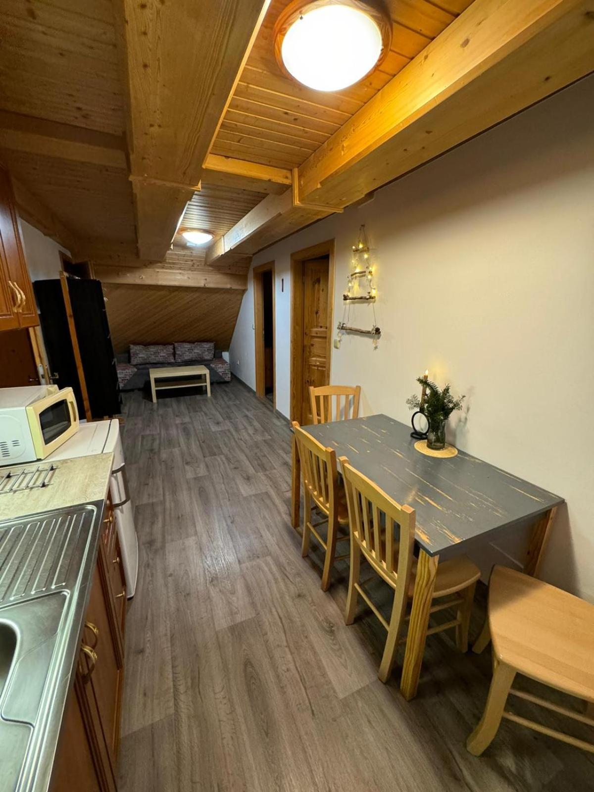Apartmany Roudnice Jestrabi V Krkonosich Екстер'єр фото